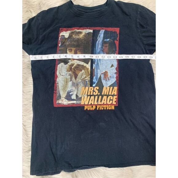 Pulp Fiction Mrs. Mia Wallace Shirt Size Large - Picture 5 of 6